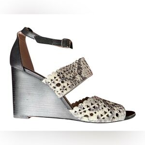 Tory Burch Snakeskin Pattern black laser cut leather wedge sandals Size 7